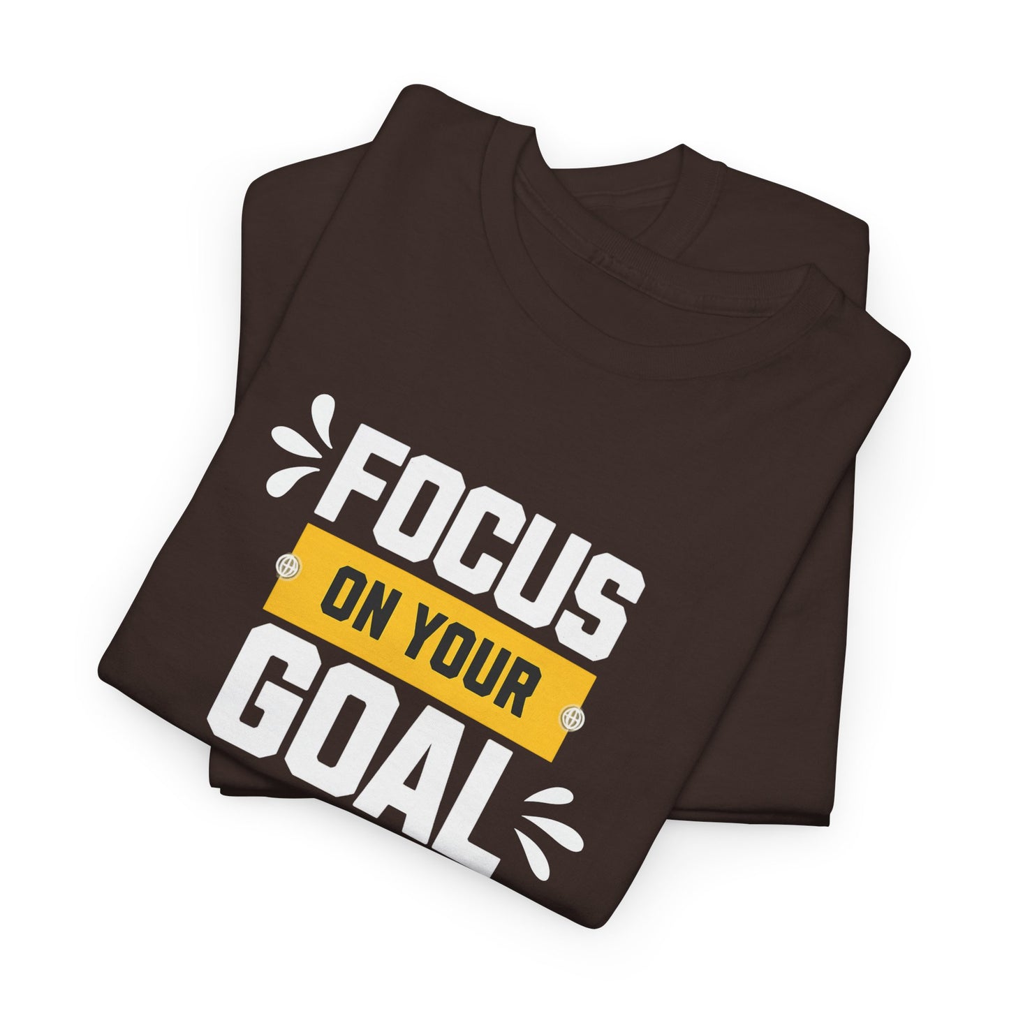 Focus on Your Goal – Motivational T-shirt with a Sporty Cat