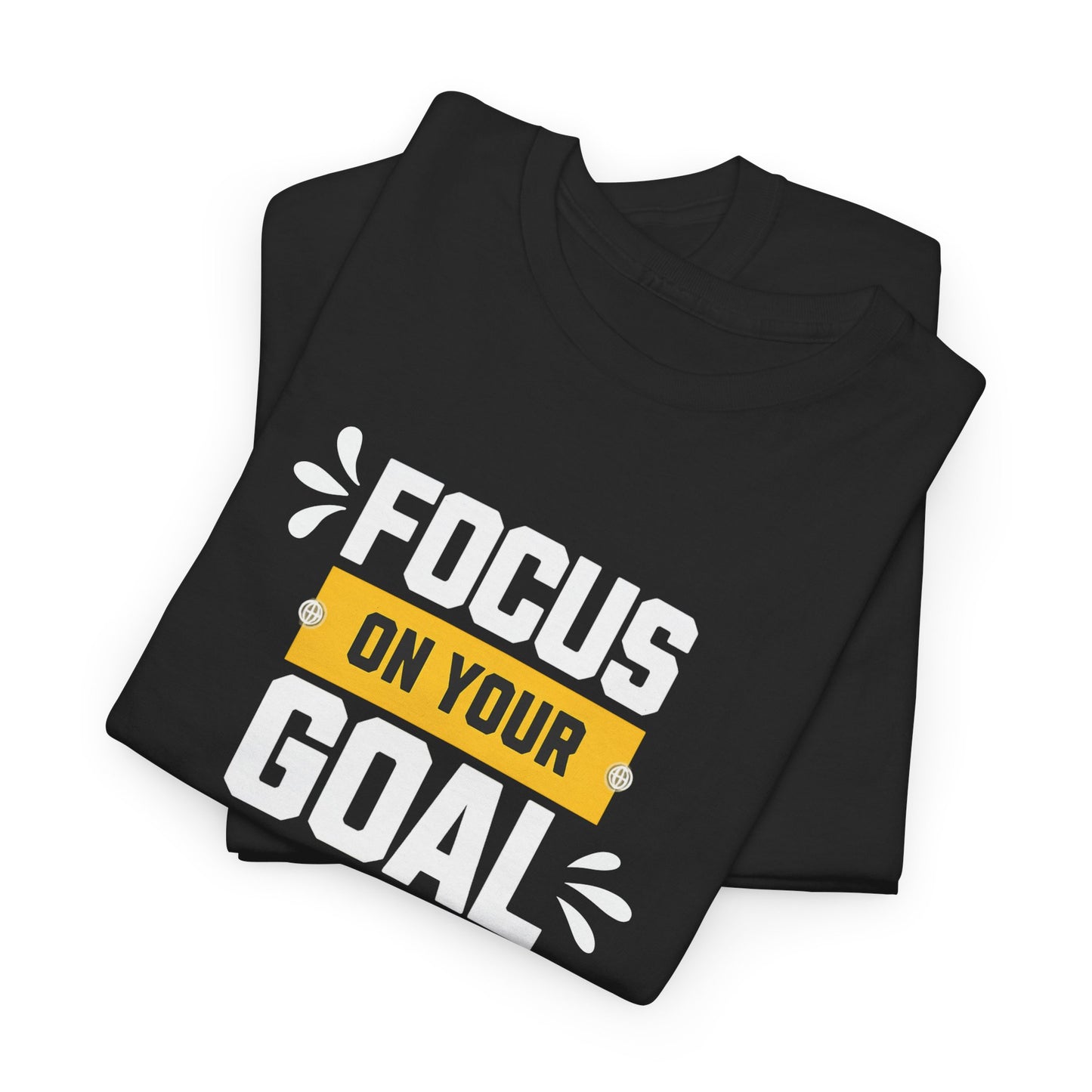 Focus on Your Goal – Motivational T-shirt with a Sporty Cat