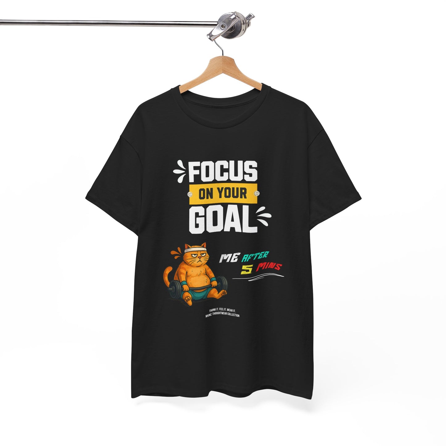 Focus on Your Goal – Motivational T-shirt with a Sporty Cat