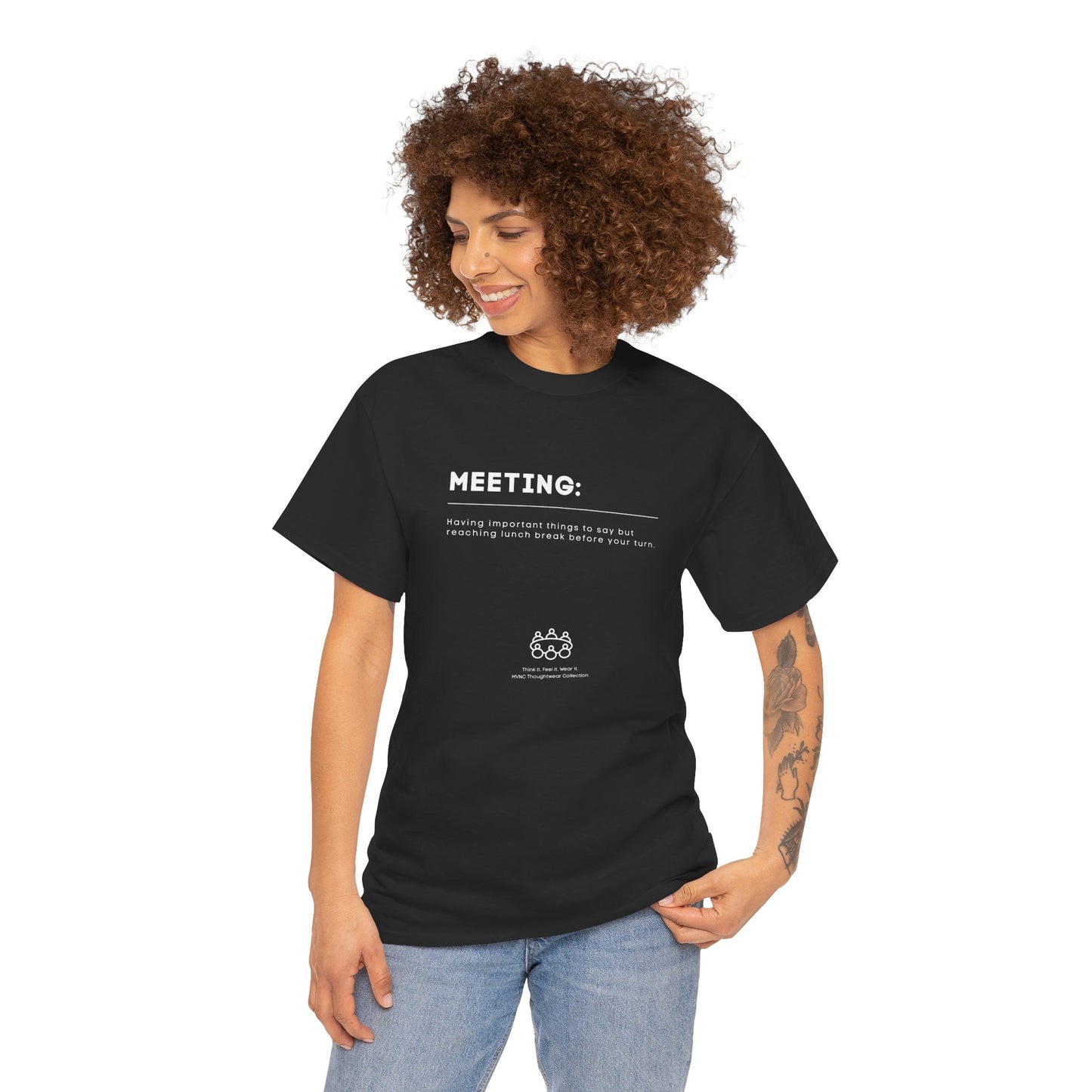 Unisex wit T-shirt met de tekst: Meeting – grappige quote over vergader survivors, humor voor kantoorhelden