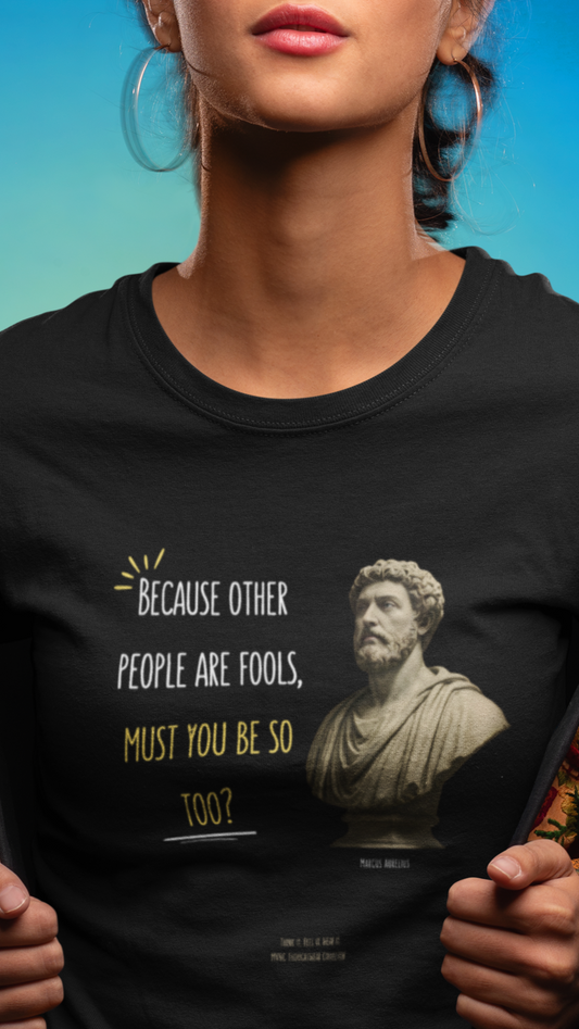 Zwarte T-shirt met citaat van Marcus Aurelius – stoïcijnse filosofie