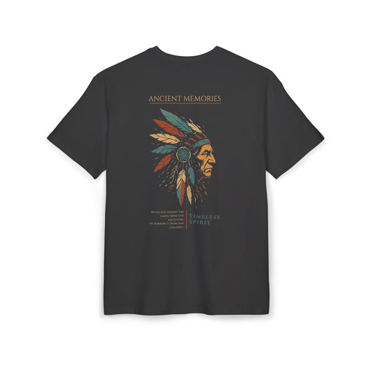Oversized T-shirt met tribale chief illustratie in aardse tinten – Ancient Memories Timeless Spirit design van MVNC
